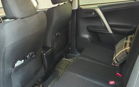 Toyota RAV4, 2013 год, 1 650 000 рублей, 8 фотография