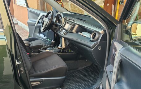 Toyota RAV4, 2013 год, 1 650 000 рублей, 7 фотография