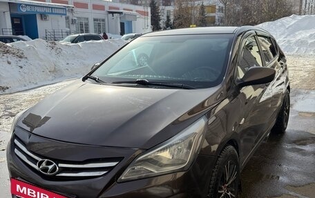 Hyundai Solaris II рестайлинг, 2016 год, 990 000 рублей, 2 фотография