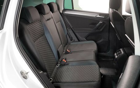 Volkswagen Tiguan II, 2019 год, 2 499 000 рублей, 7 фотография