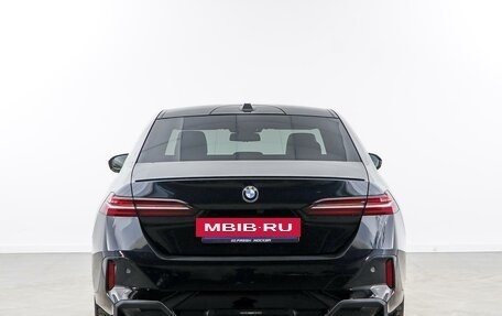 BMW 5 серия, 2023 год, 6 749 050 рублей, 4 фотография