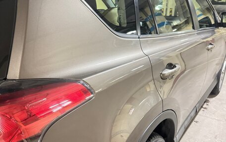 Toyota RAV4, 2018 год, 3 450 000 рублей, 23 фотография