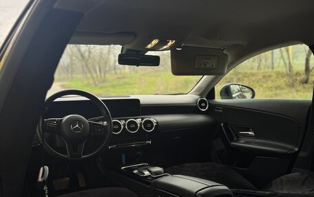 Mercedes-Benz CLA, 2019 год, 2 700 000 рублей, 16 фотография