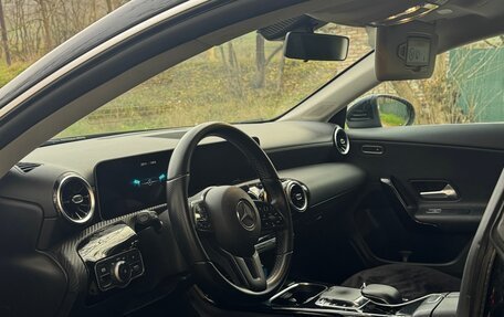 Mercedes-Benz CLA, 2019 год, 2 700 000 рублей, 19 фотография