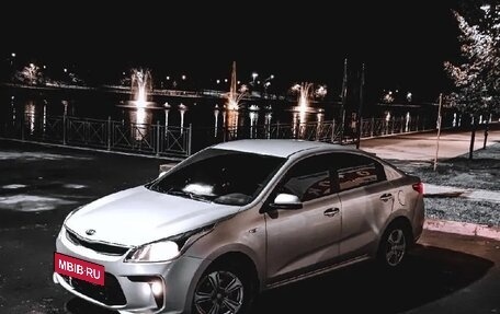 KIA Rio IV, 2018 год, 1 050 000 рублей, 2 фотография