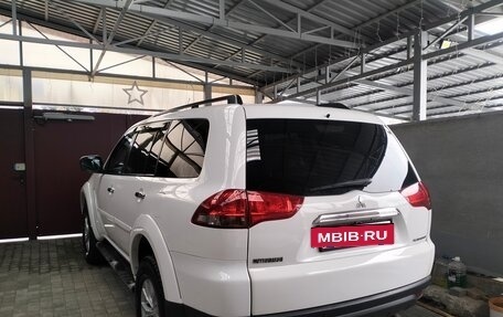 Mitsubishi Pajero Sport II рестайлинг, 2013 год, 2 000 000 рублей, 3 фотография