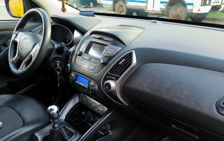 Hyundai ix35 I рестайлинг, 2013 год, 1 200 000 рублей, 7 фотография