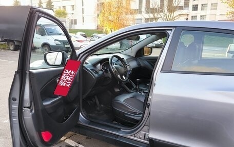 Hyundai ix35 I рестайлинг, 2013 год, 1 200 000 рублей, 2 фотография