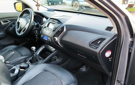 Hyundai ix35 I рестайлинг, 2013 год, 1 200 000 рублей, 8 фотография