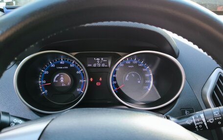 Hyundai ix35 I рестайлинг, 2013 год, 1 200 000 рублей, 10 фотография