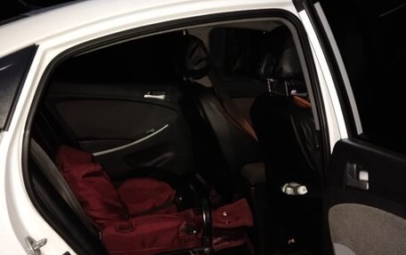 Hyundai Solaris II рестайлинг, 2013 год, 600 000 рублей, 3 фотография