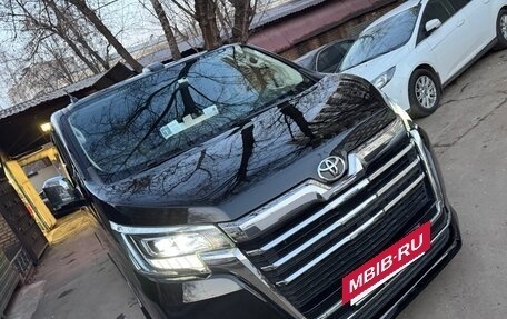 Toyota HiAce H300, 2020 год, 5 800 000 рублей, 9 фотография