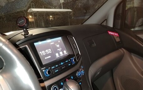 Hyundai Grand Starex Grand Starex I рестайлинг 2, 2017 год, 3 210 000 рублей, 14 фотография