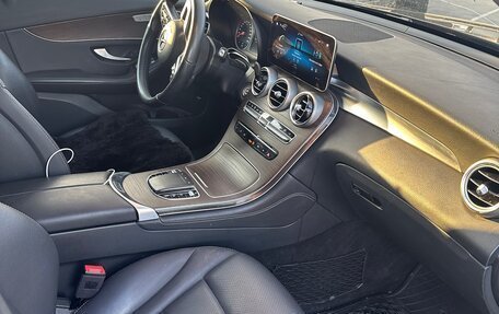 Mercedes-Benz C-Класс, 2015 год, 3 350 000 рублей, 21 фотография