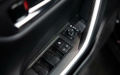 Toyota RAV4, 2021 год, 3 653 000 рублей, 8 фотография