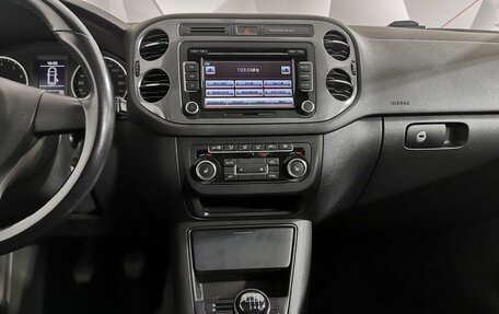 Volkswagen Tiguan I, 2015 год, 1 345 000 рублей, 15 фотография