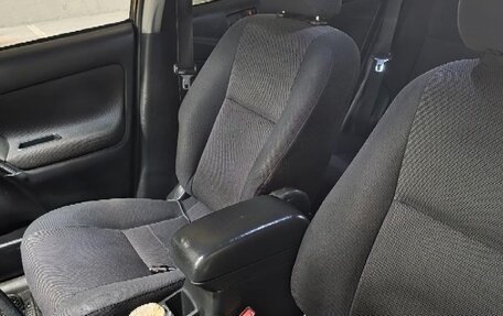 Toyota Matrix, 2002 год, 520 000 рублей, 12 фотография