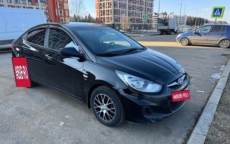 Hyundai Solaris II рестайлинг, 2012 год, 850 000 рублей, 18 фотография