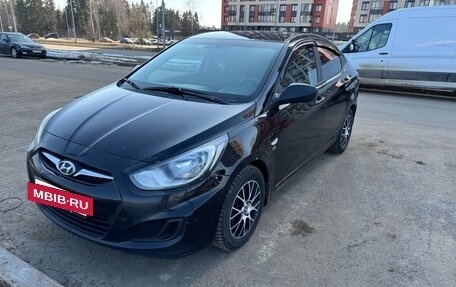 Hyundai Solaris II рестайлинг, 2012 год, 850 000 рублей, 21 фотография