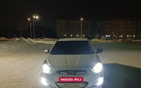 Hyundai Solaris II рестайлинг, 2014 год, 550 000 рублей, 2 фотография