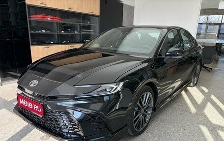 Toyota Camry, 2025 год, 4 490 000 рублей, 1 фотография