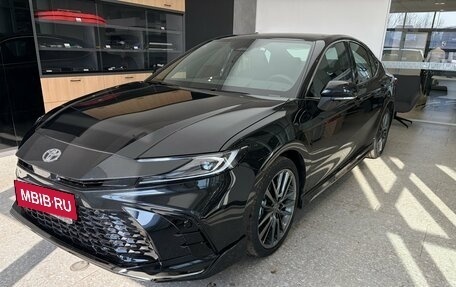 Toyota Camry, 2025 год, 4 490 000 рублей, 4 фотография