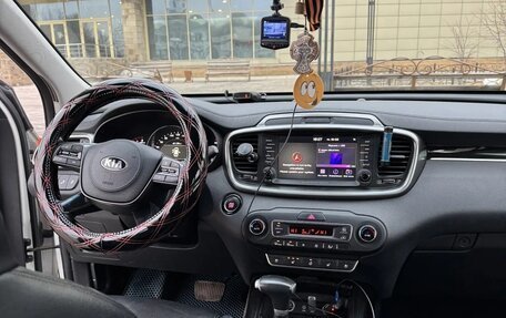 KIA Sorento III Prime рестайлинг, 2019 год, 3 300 000 рублей, 19 фотография