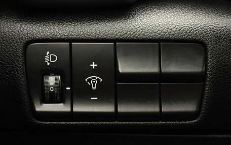 KIA Sportage IV рестайлинг, 2018 год, 1 799 000 рублей, 21 фотография