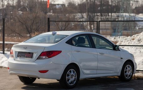 Hyundai Solaris II рестайлинг, 2013 год, 795 000 рублей, 10 фотография