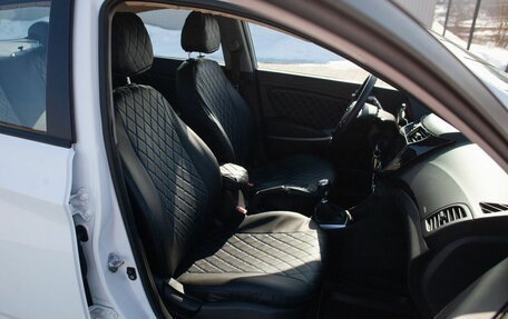 Hyundai Solaris II рестайлинг, 2013 год, 795 000 рублей, 31 фотография