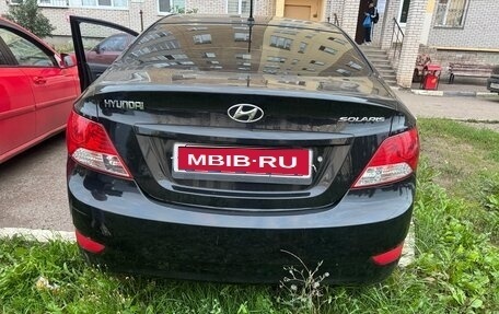 Hyundai Solaris II рестайлинг, 2014 год, 700 000 рублей, 1 фотография