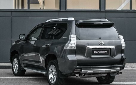 Toyota Land Cruiser Prado 150 рестайлинг 2, 2011 год, 2 699 000 рублей, 2 фотография