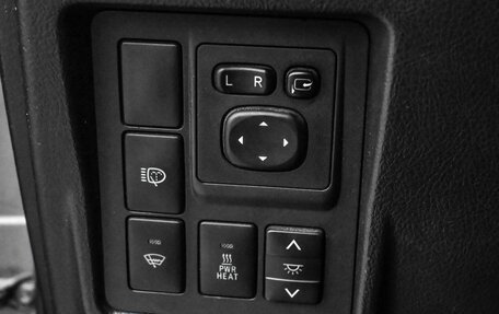 Toyota Land Cruiser Prado 150 рестайлинг 2, 2011 год, 2 699 000 рублей, 16 фотография