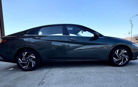 Hyundai Elantra, 2023 год, 1 740 000 рублей, 6 фотография