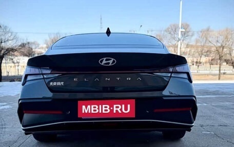 Hyundai Elantra, 2023 год, 1 740 000 рублей, 4 фотография