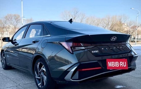 Hyundai Elantra, 2023 год, 1 740 000 рублей, 3 фотография