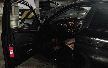 BMW 5 серия, 2009 год, 850 000 рублей, 2 фотография