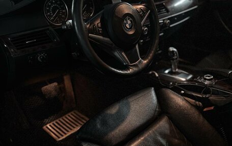 BMW 5 серия, 2009 год, 850 000 рублей, 16 фотография