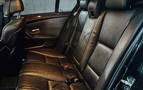 BMW 5 серия, 2009 год, 850 000 рублей, 18 фотография