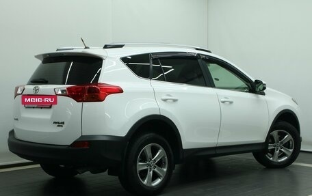 Toyota RAV4, 2015 год, 2 100 000 рублей, 2 фотография