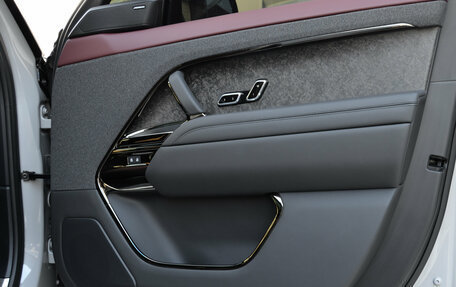 Land Rover Range Rover Sport, 2023 год, 18 750 000 рублей, 33 фотография