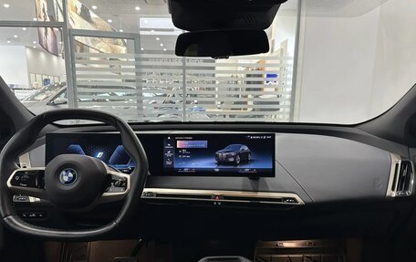 BMW iX, 2022 год, 9 900 000 рублей, 15 фотография