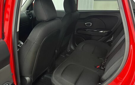 KIA Soul II рестайлинг, 2019 год, 1 647 000 рублей, 20 фотография