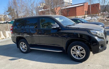 Toyota Land Cruiser Prado 150 рестайлинг 2, 2014 год, 3 890 000 рублей, 2 фотография