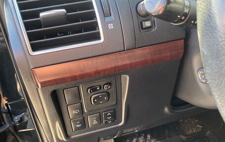 Toyota Land Cruiser Prado 150 рестайлинг 2, 2014 год, 3 890 000 рублей, 8 фотография