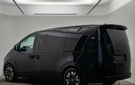 Hyundai Staria, 2022 год, 5 220 000 рублей, 4 фотография