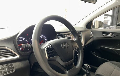 Hyundai Solaris II рестайлинг, 2018 год, 1 160 000 рублей, 7 фотография