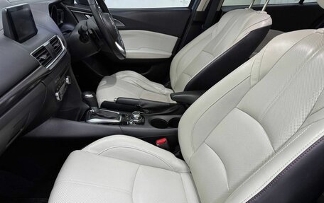 Mazda Axela, 2017 год, 1 590 000 рублей, 9 фотография