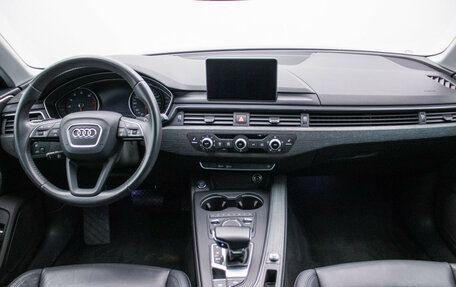 Audi A4, 2017 год, 2 640 000 рублей, 13 фотография