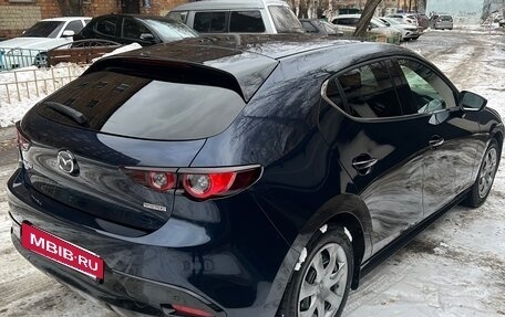 Mazda 3, 2020 год, 1 780 000 рублей, 4 фотография